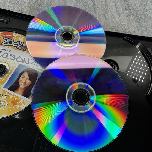 Zoey 101: The Complete Fourth 4th Season 4 DVD 3 Disc Set Nickelodeon OOP MOD - Picture 5 of 8